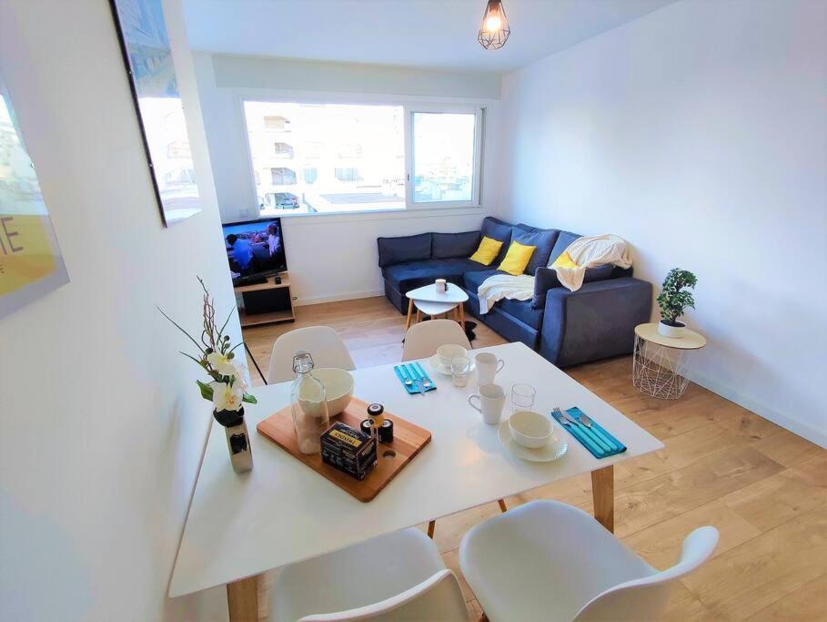 Apartment Grand Voile - Hyper Centre, Climatisation, Vue Panoramique Sur L'architecture De Motte La Grande-Motte